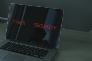 Ilustracja artykułu: Jak działa VPN? Prywatność i bezpieczeństwo w praktyce oraz najczęstsze mity, które warto obalić